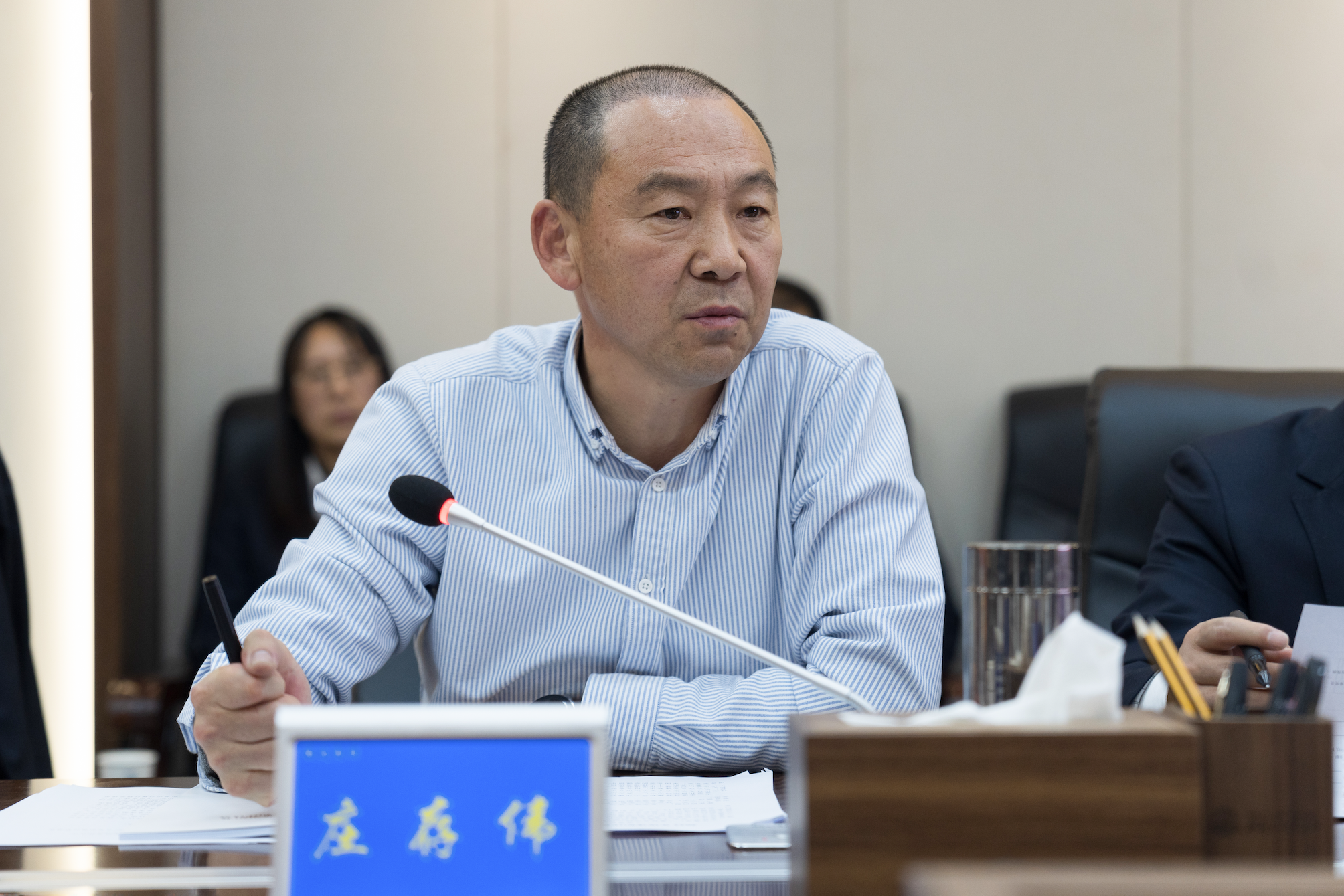 述职庄书记的副本.png
